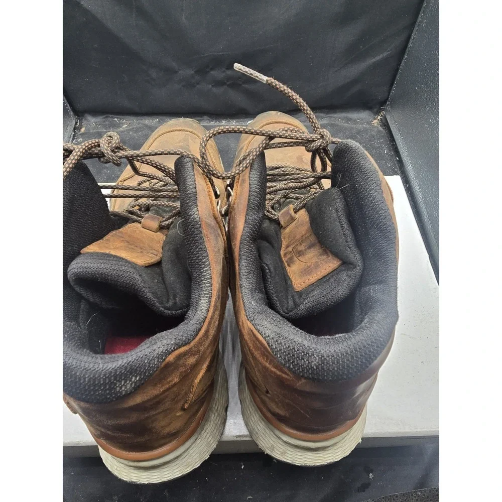 The North Face product pair