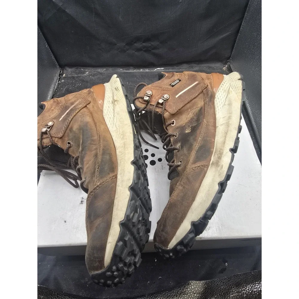 The North Face product pair