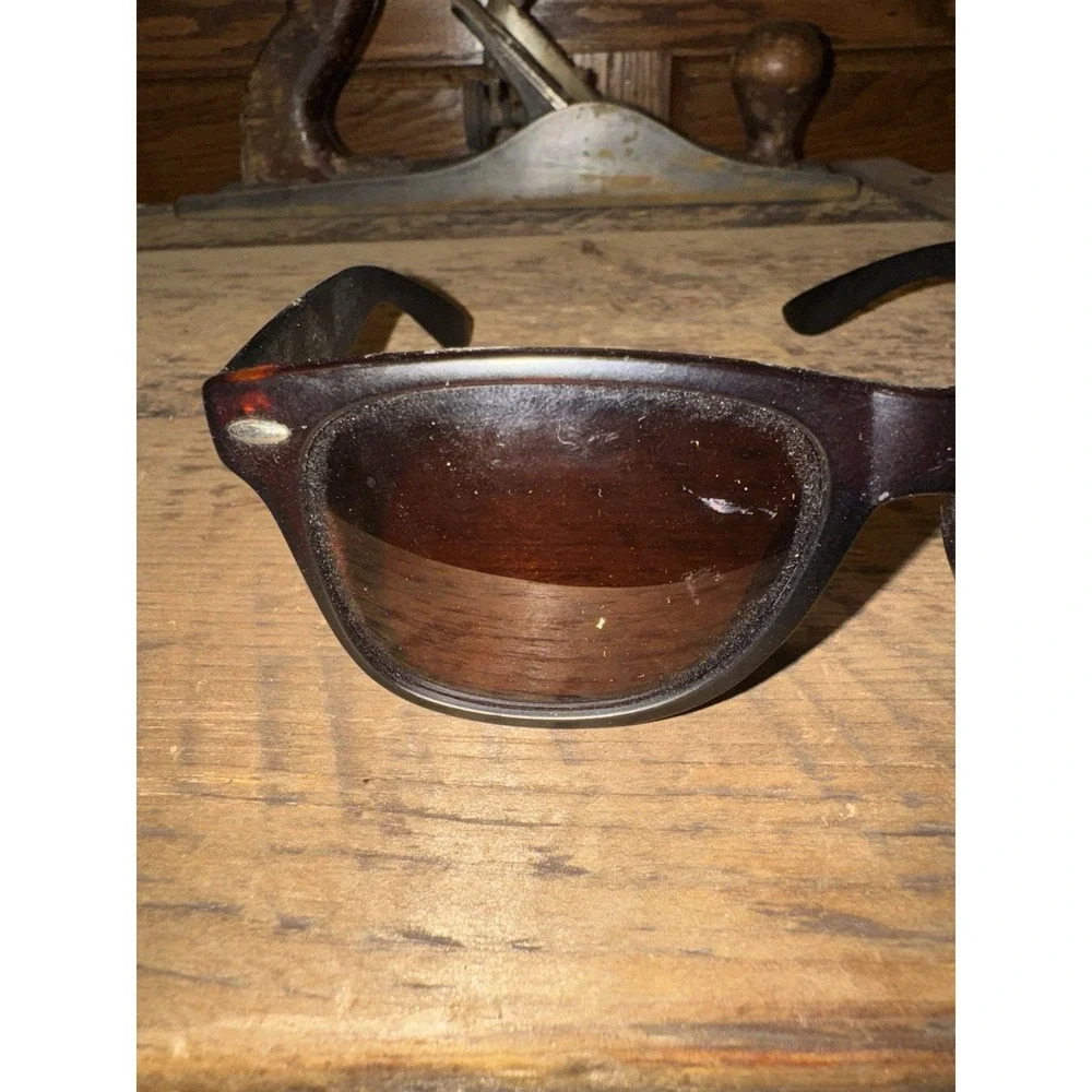 N/A brown polarized