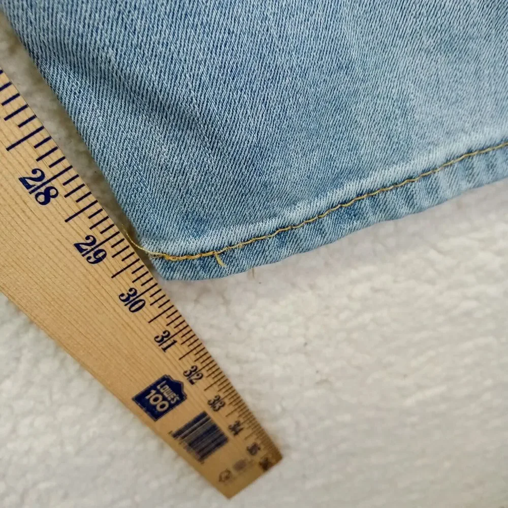 Levis measurements photos