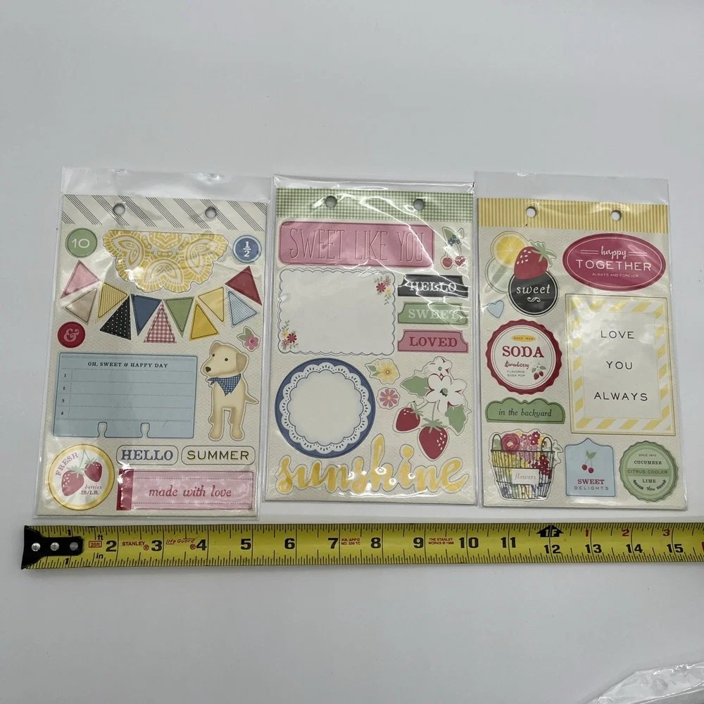 Assorted valentine decorative