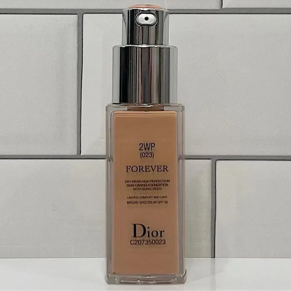 Dior 2WP Warm Peach Light (023) Forever Foundation .67oz