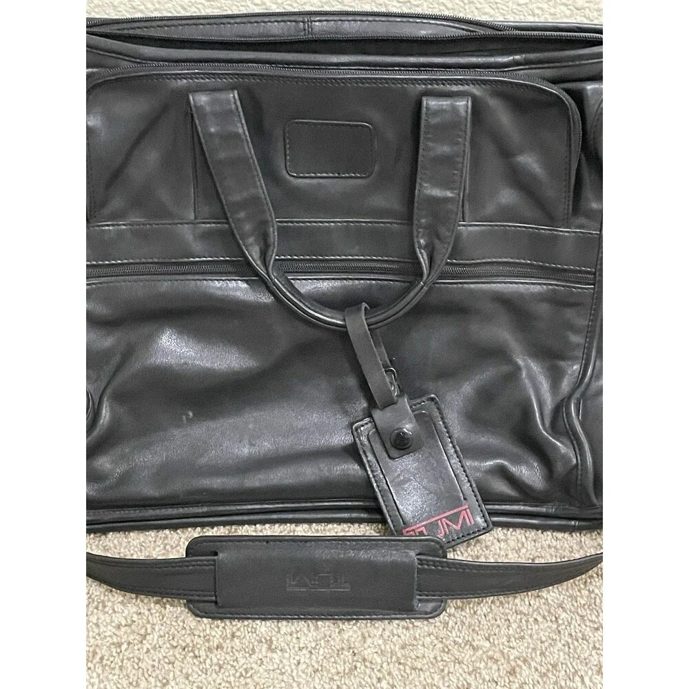Tumi executive style