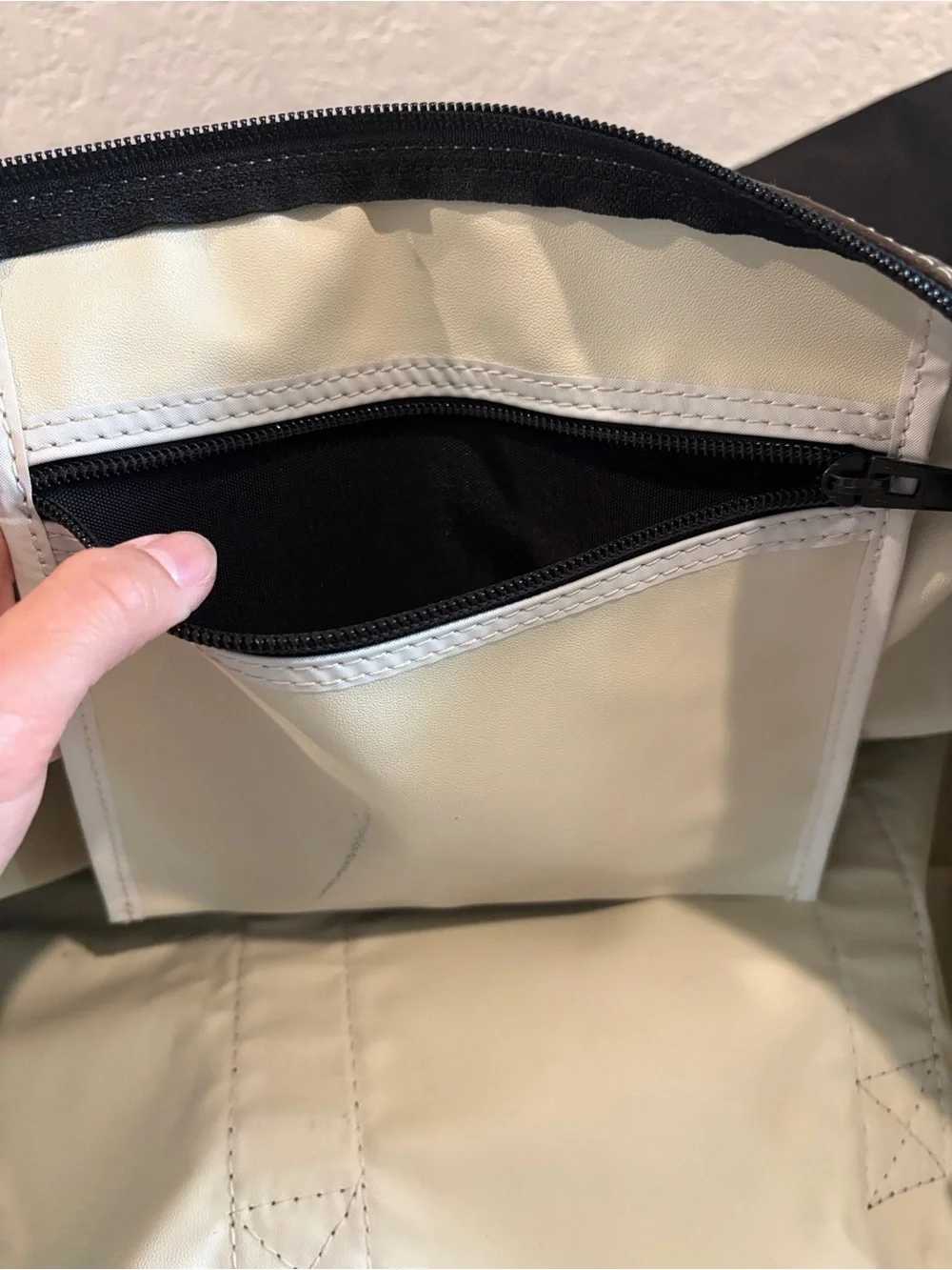 Dunhill Black Unisex Weekend Travel Tote Bag