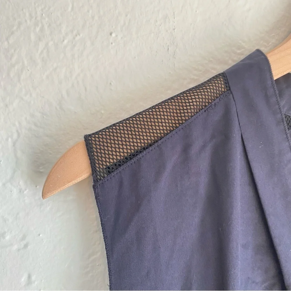 Elie Tahari elegant navy