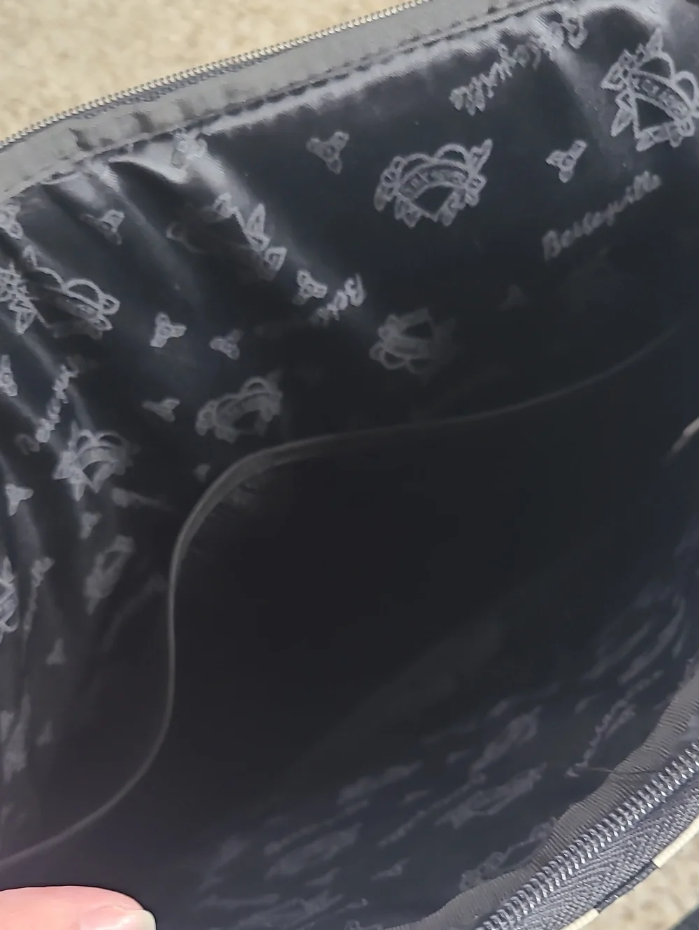 Betsey Johnson betsey johnson