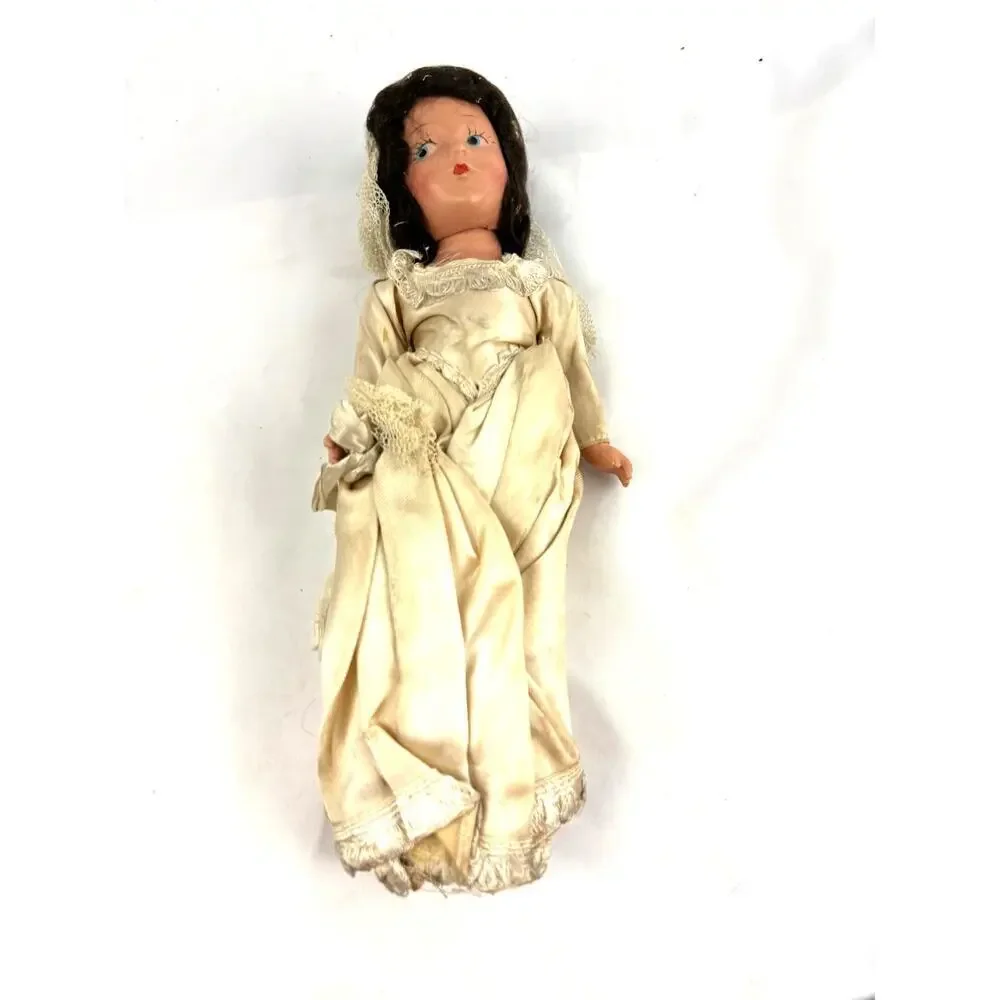 Antique questions doll