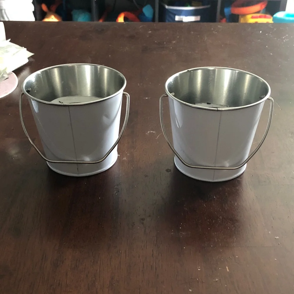 🎀🛍️ Set of Two Skull Face Candy Cone Candles Metal Buckets
