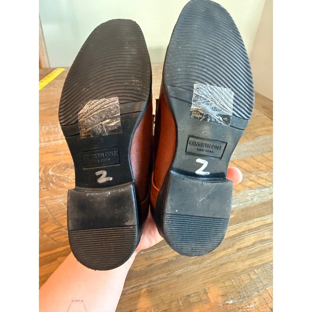 Kenneth Cole kenneth cole