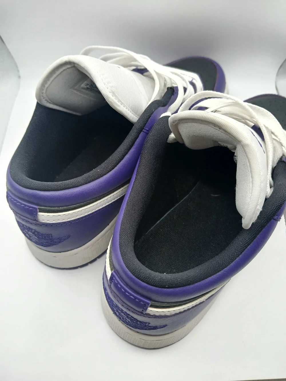 Nike classic low