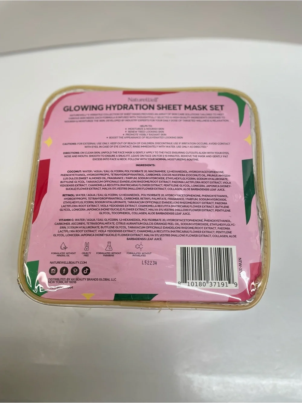 Glowing Hydration Sheet Mask Set - Retinol and Vitamin C. Celavi Lip Gloss Set