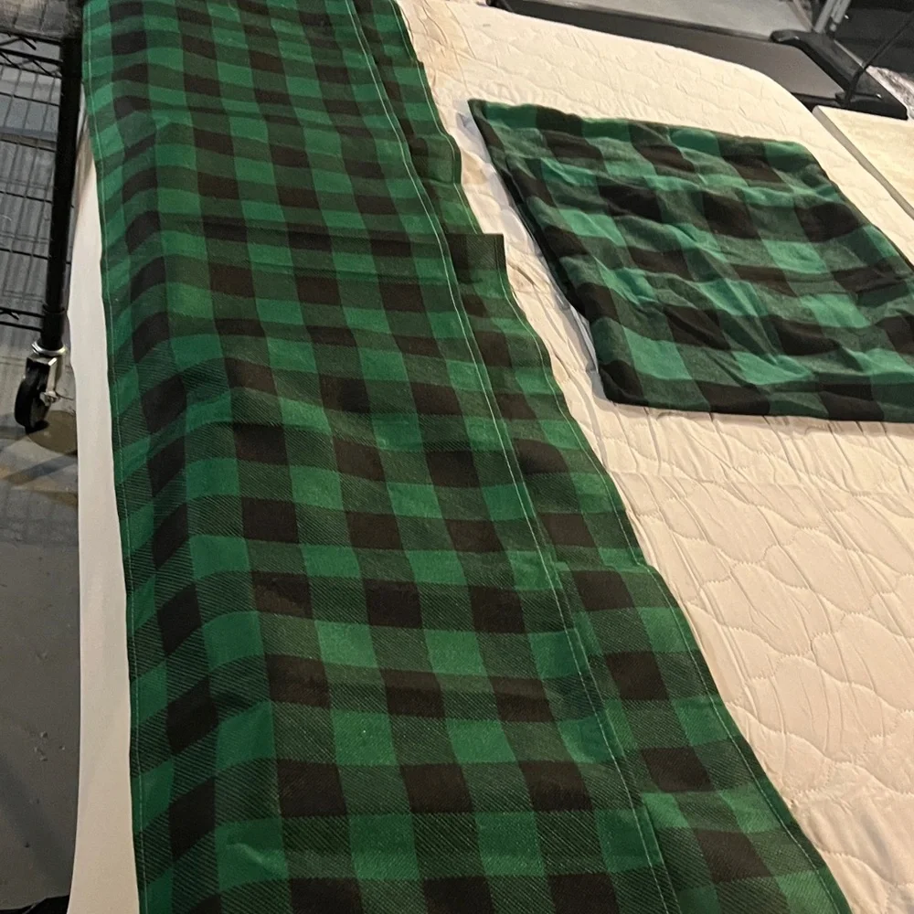 N/A green black