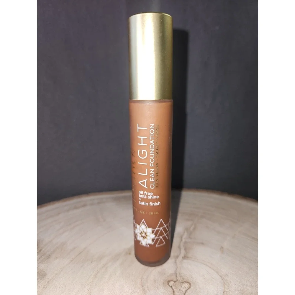 Pacifica Alight Clean Foundation Oil -Free Satin Finish COOL DEEP‎ 04CD 28ml New