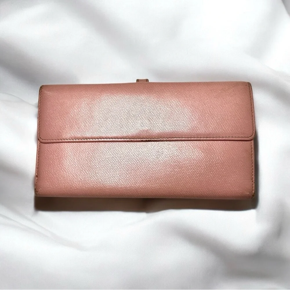 💖Vintage CHANEL Button Wallet
