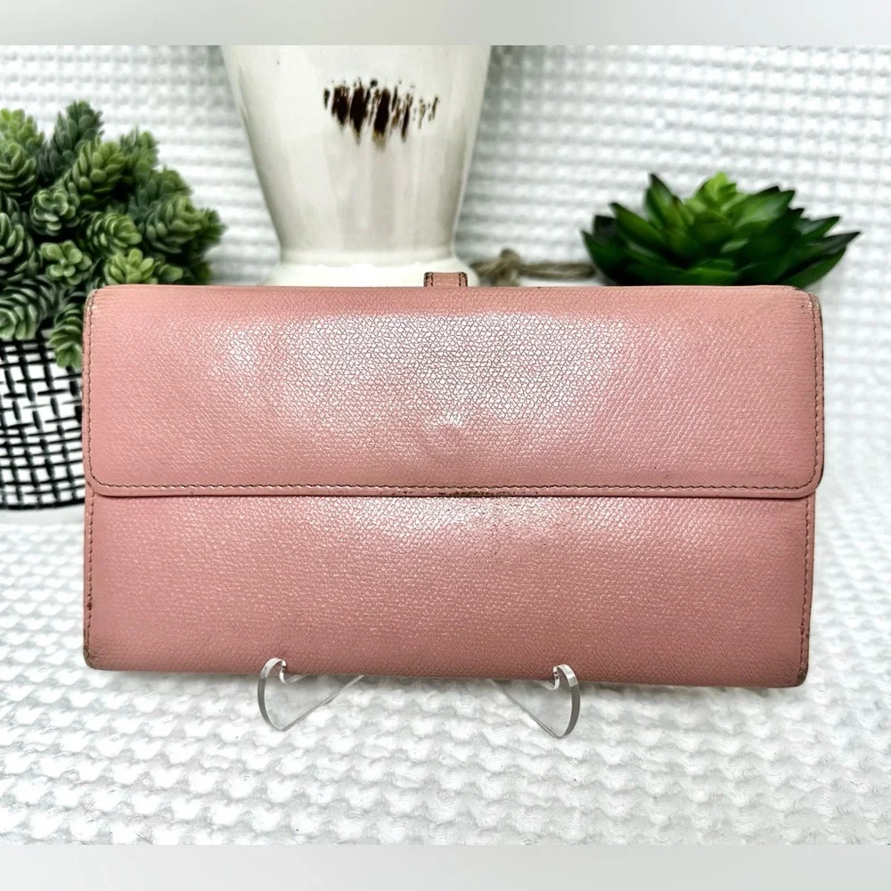 💖Vintage CHANEL Button Wallet