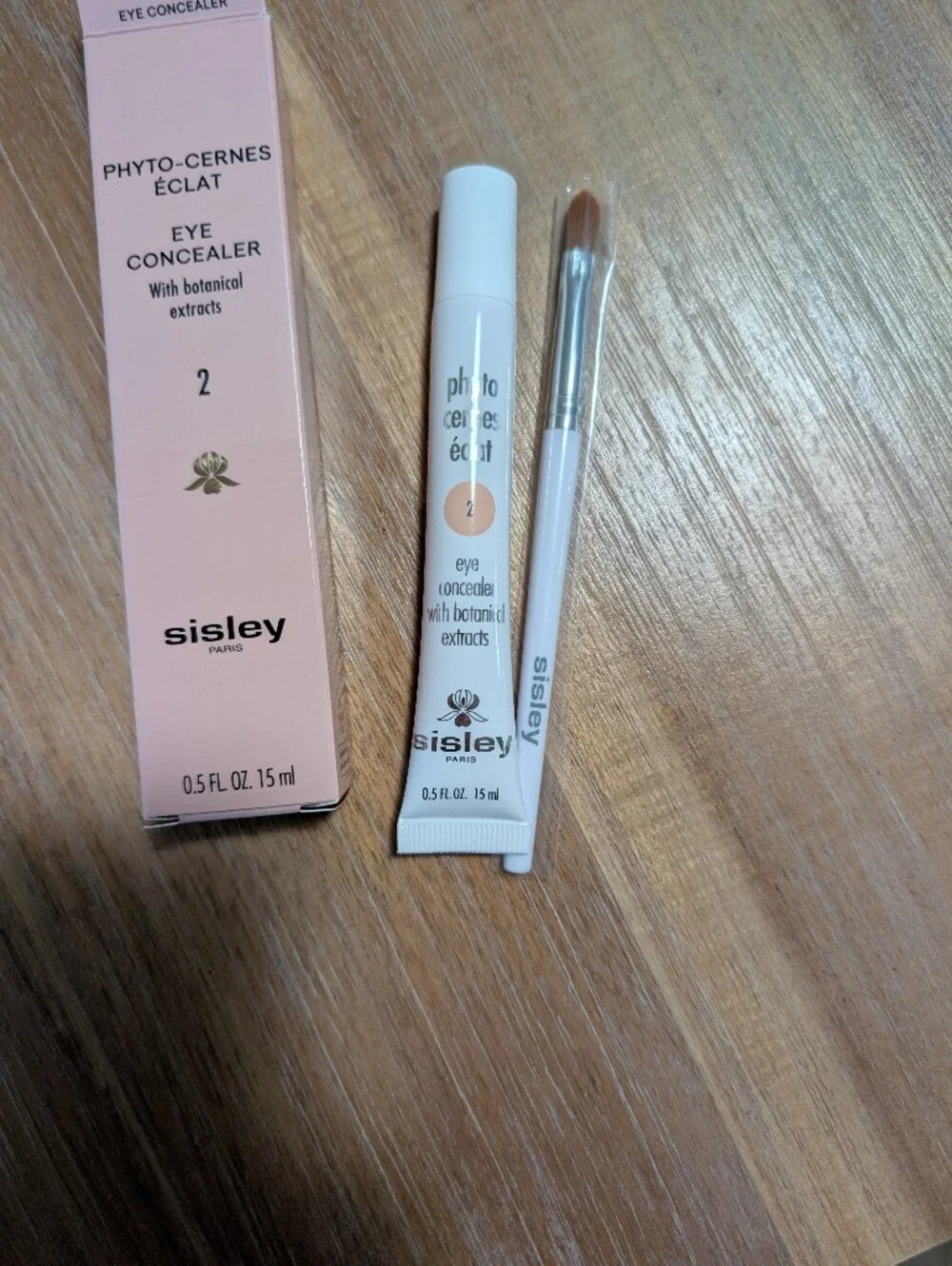 Sisley purchased website brush