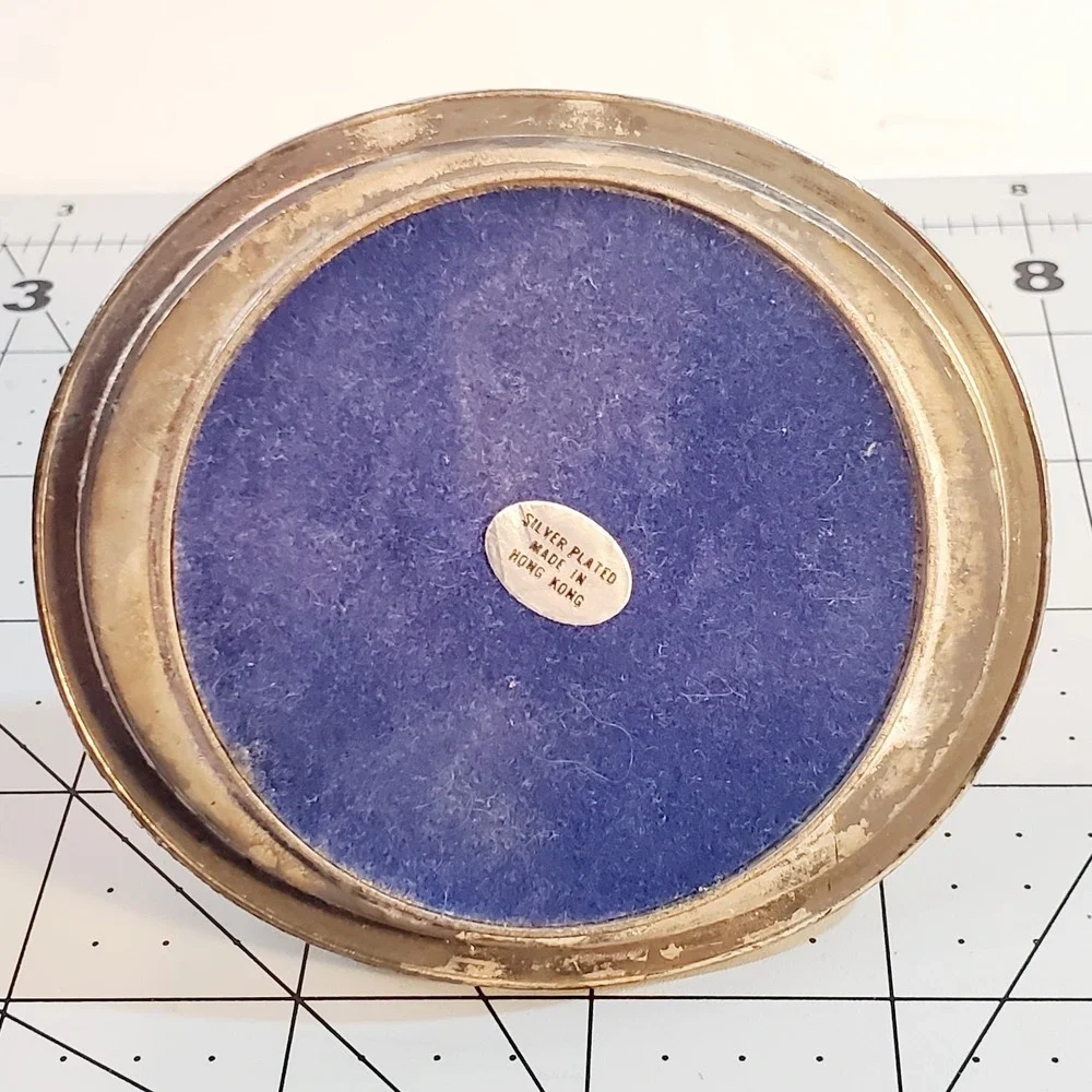 The Unbranded Brand vintage silver