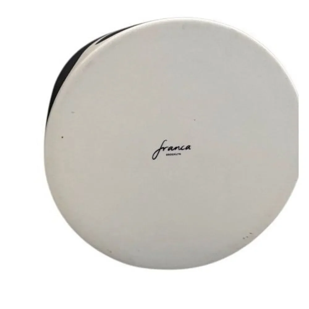 NYC material white