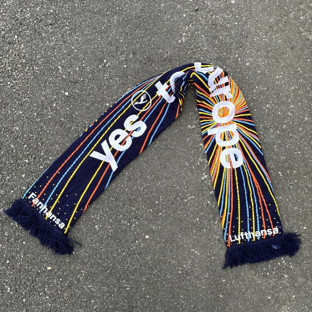 Vintage Lufthansa Yes to Europe Official Scarf Adult