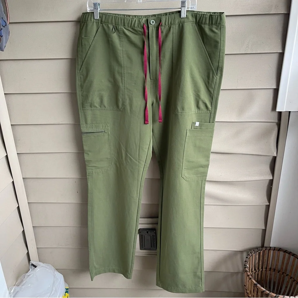 FIGS Technical‎ Collection Cairo Pants Cargo TM3001 #2043 Size XL Green Adult