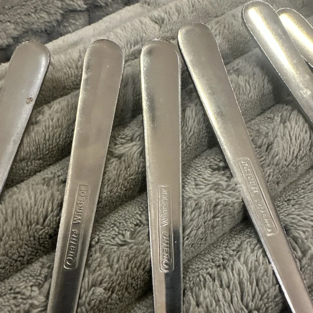 Qualite Windsor teaspoons qualite