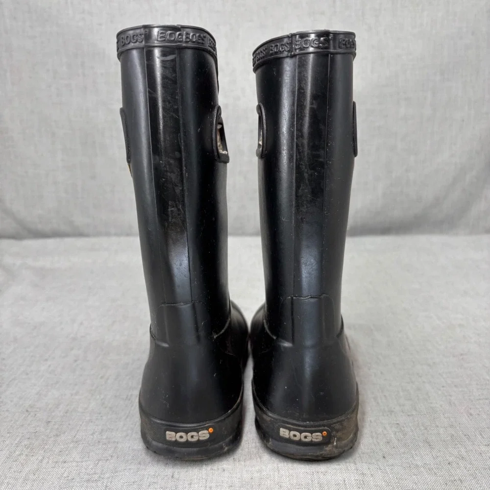 Bogs shape rain black