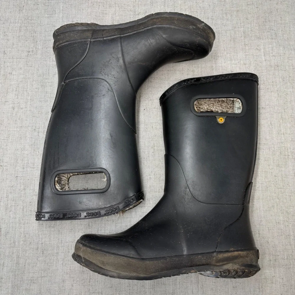 Bogs $65 see