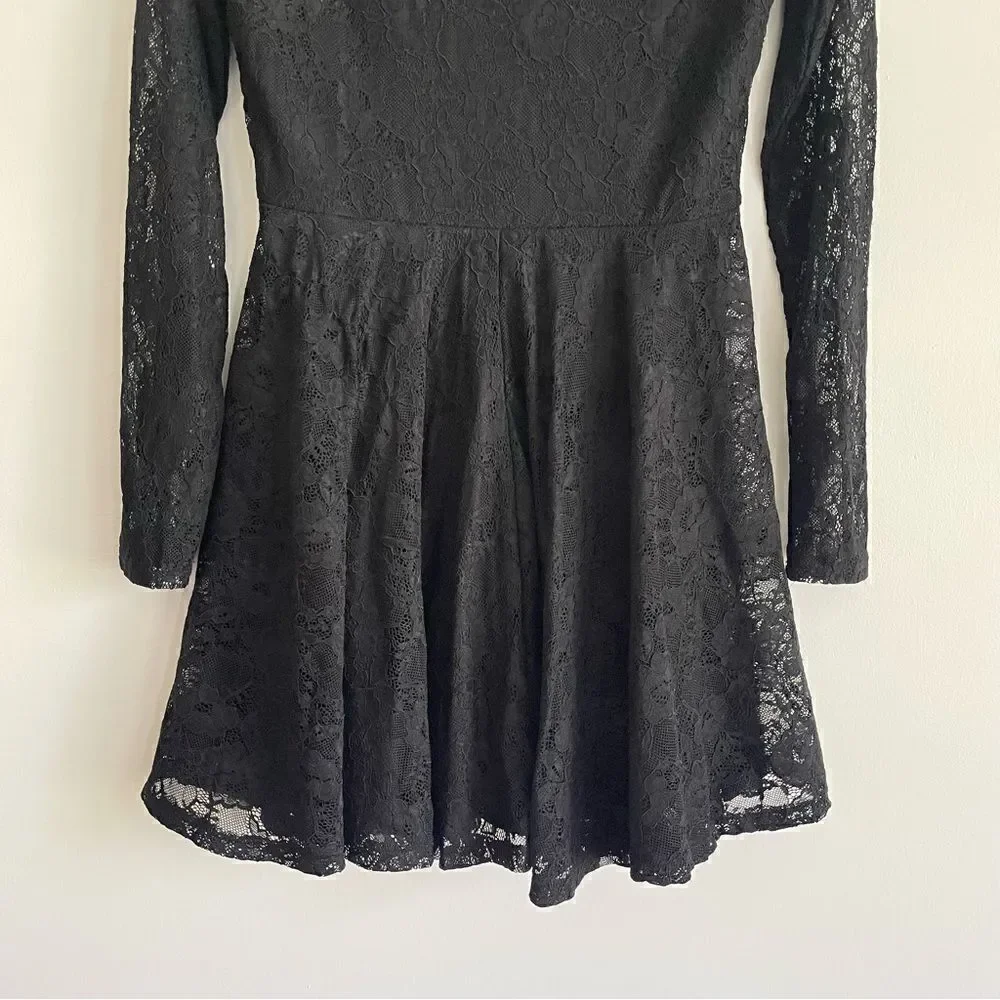 Rewind Floral Lace Black Long Sleeve Dress Women’s Size Medium