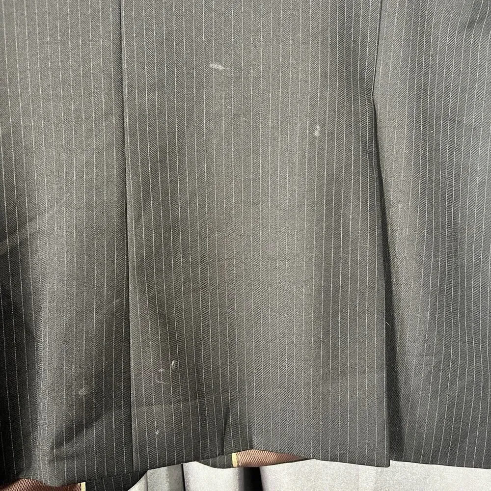 Caravelli back suit as