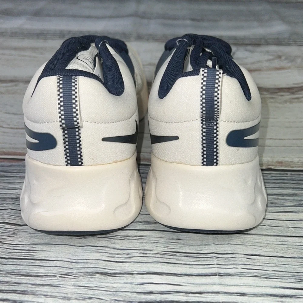 Nike step overlays keeps