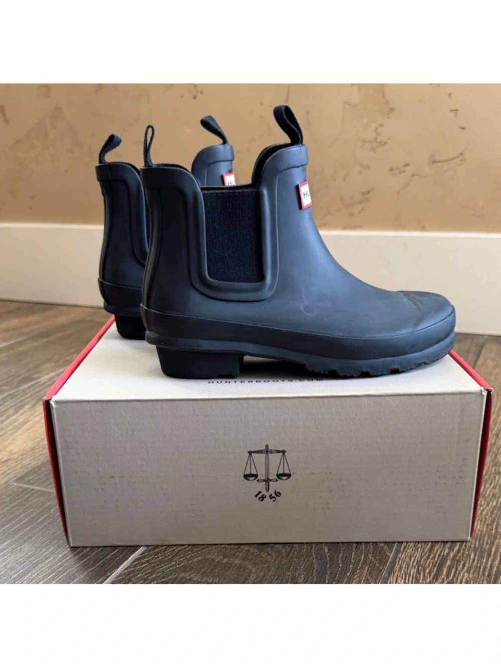 Hunter Kids Black Original Chelsea Waterproof Rain Boots—13C