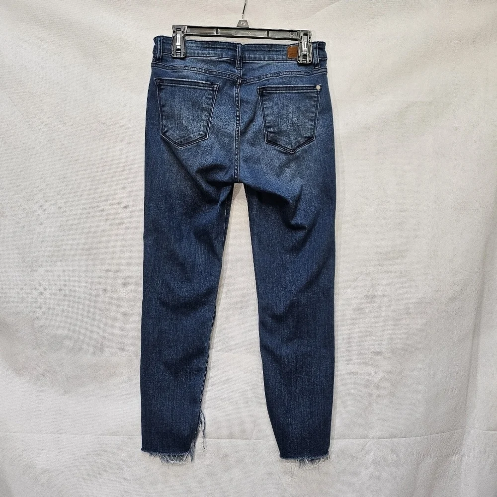 Judy Blue pockets button