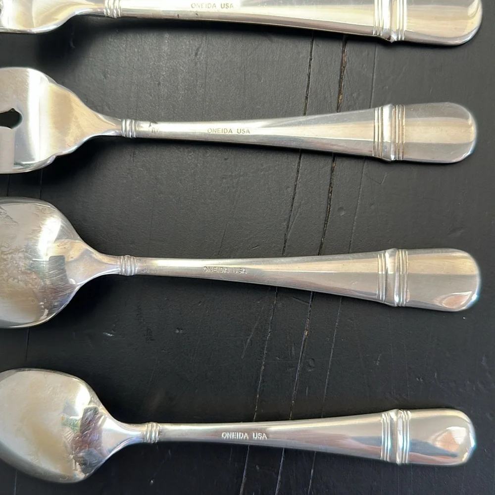 Oneida dining spoon
