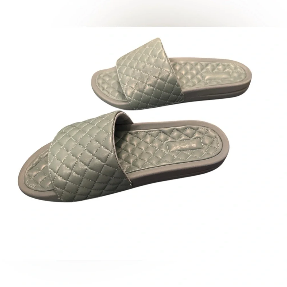 APL cushioned slides stitched
