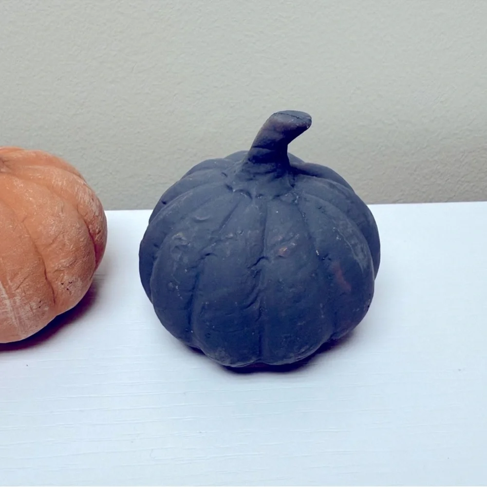 Target Bullseye Playground Fall Thanksgiving set of 4 small terracotta pumpkins
