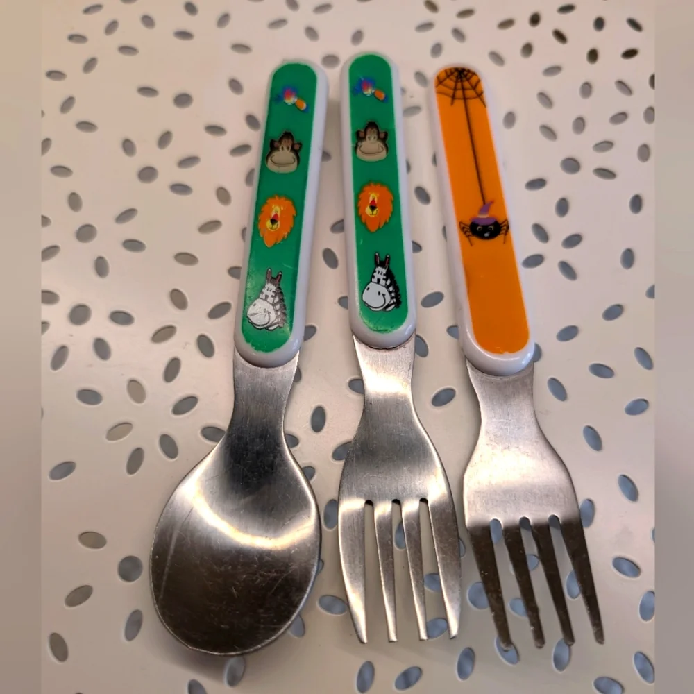 Unknown kids silverware
