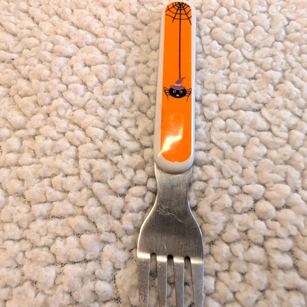 Unknown kids silverware