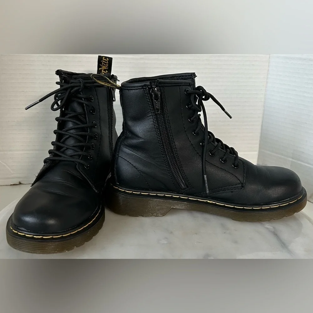 Dr. Martens dm boots