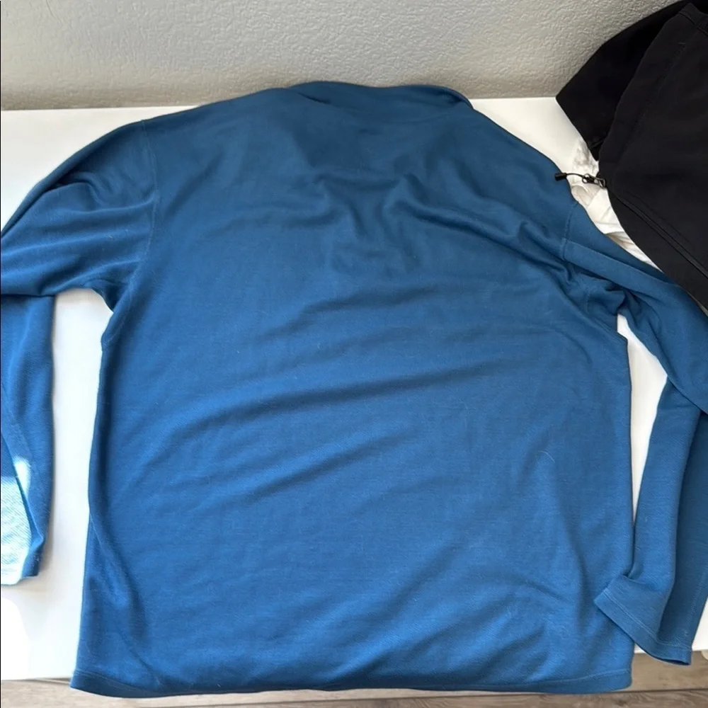 The North Face teal half
