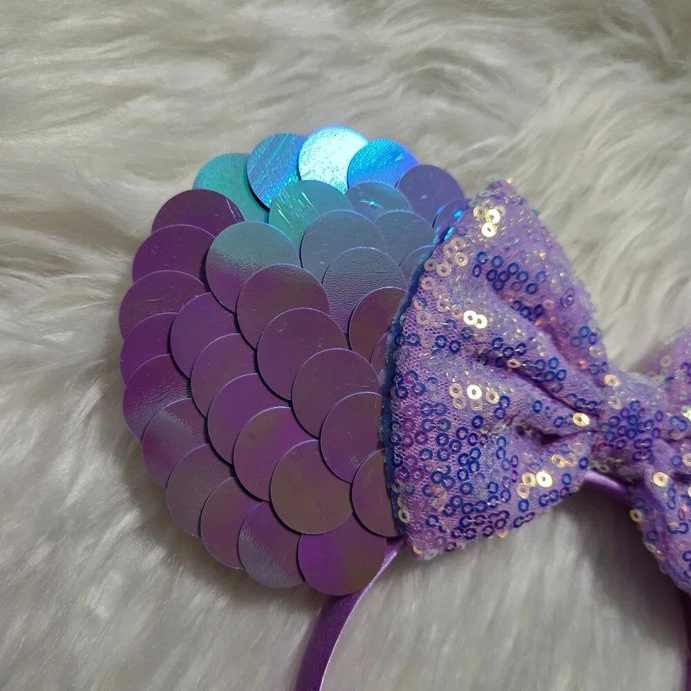 Disney sequin little iridescent
