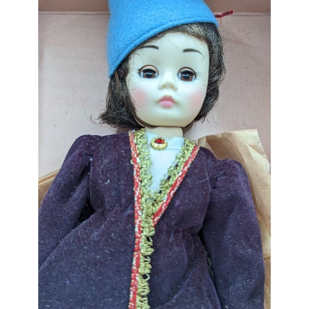 Madame Alexander madame alexander