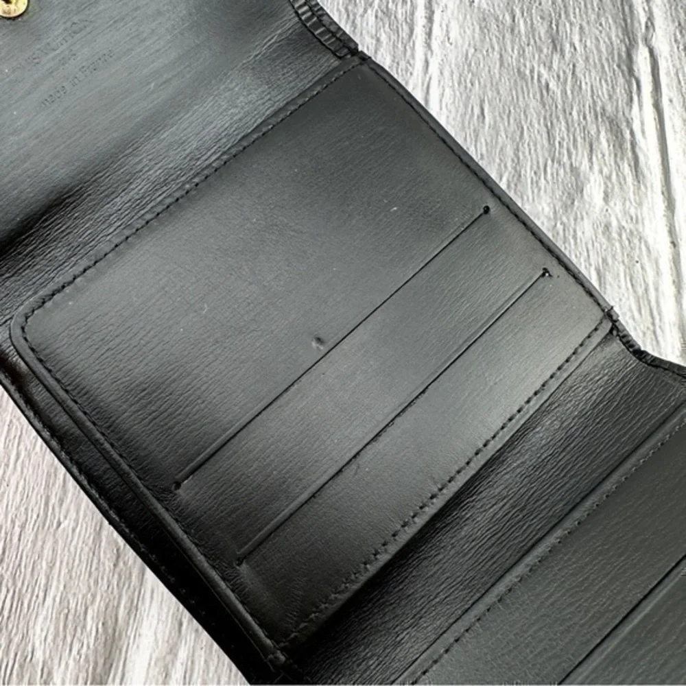 Louis Vuitton authentic louis