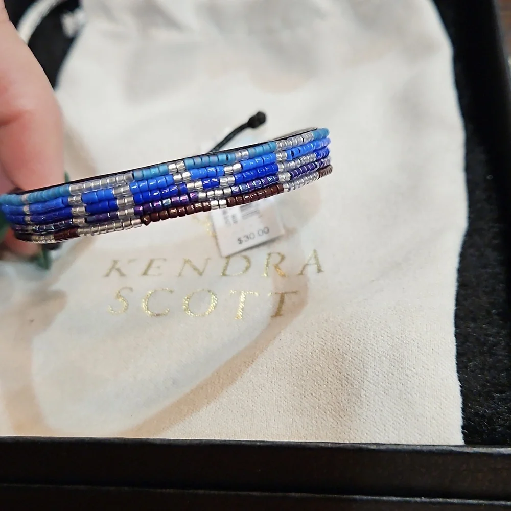 Kendra Scott soldout online