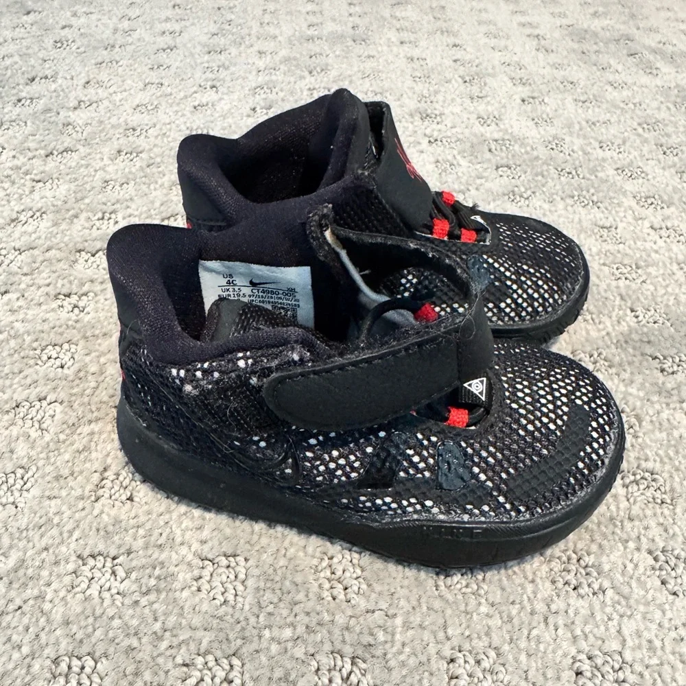 Nike from accents signature