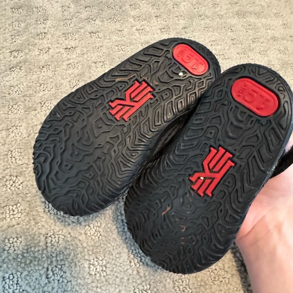 Nike but little signature