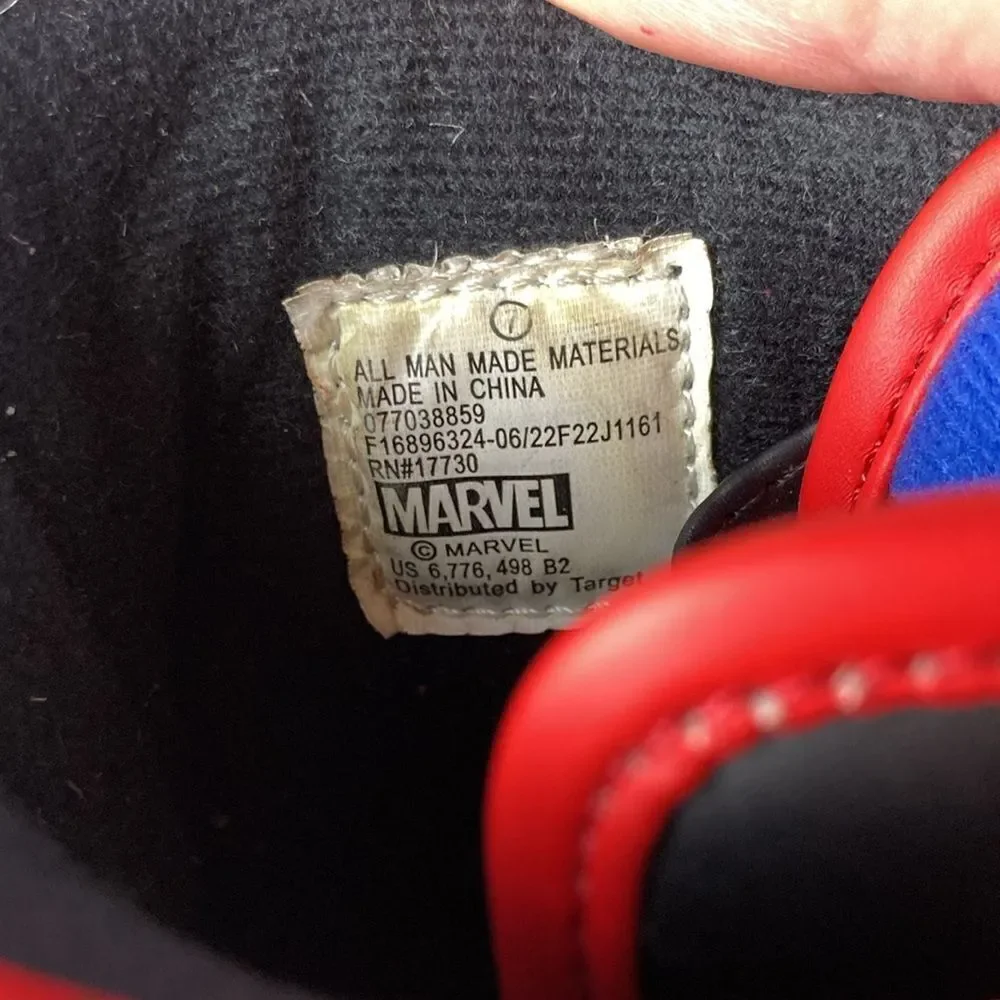 Marvel up light size