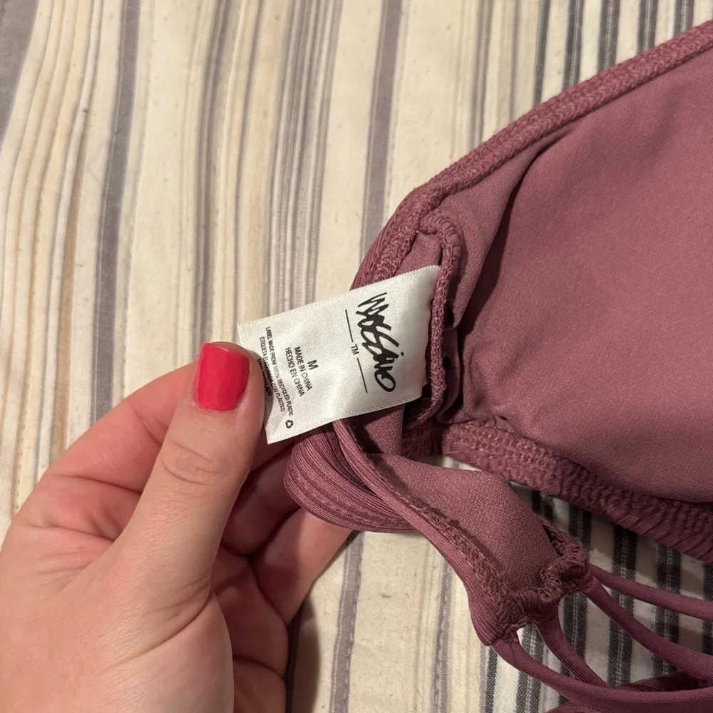 Mossimo Supply Co. top bottoms