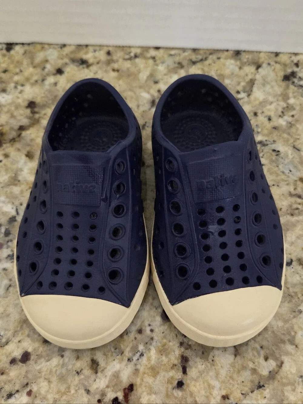 Native Jefferson Kids Toddler Slip-On Shoes Navy Blue White Size 5 c5 Waterproof
