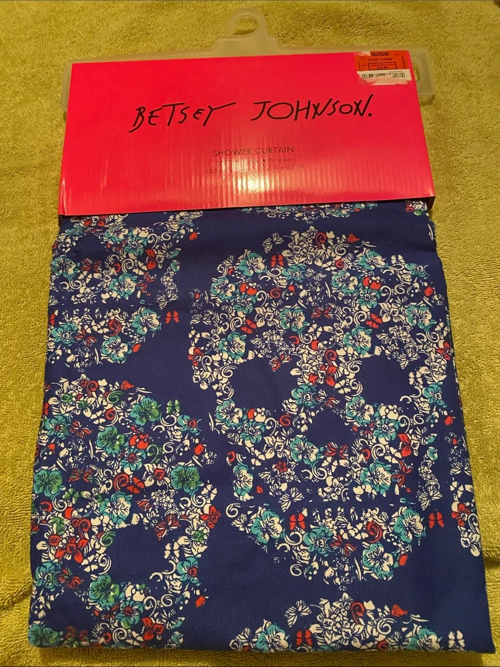 Betsey Johnson lightweight polyester
