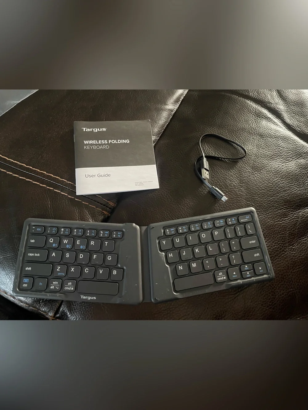Targus Folding Wireless Keyboard and Accessories - Black